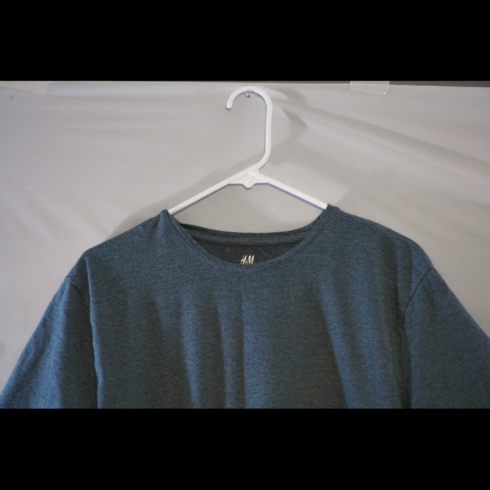 H&M Shirt - Picture 3 of 4